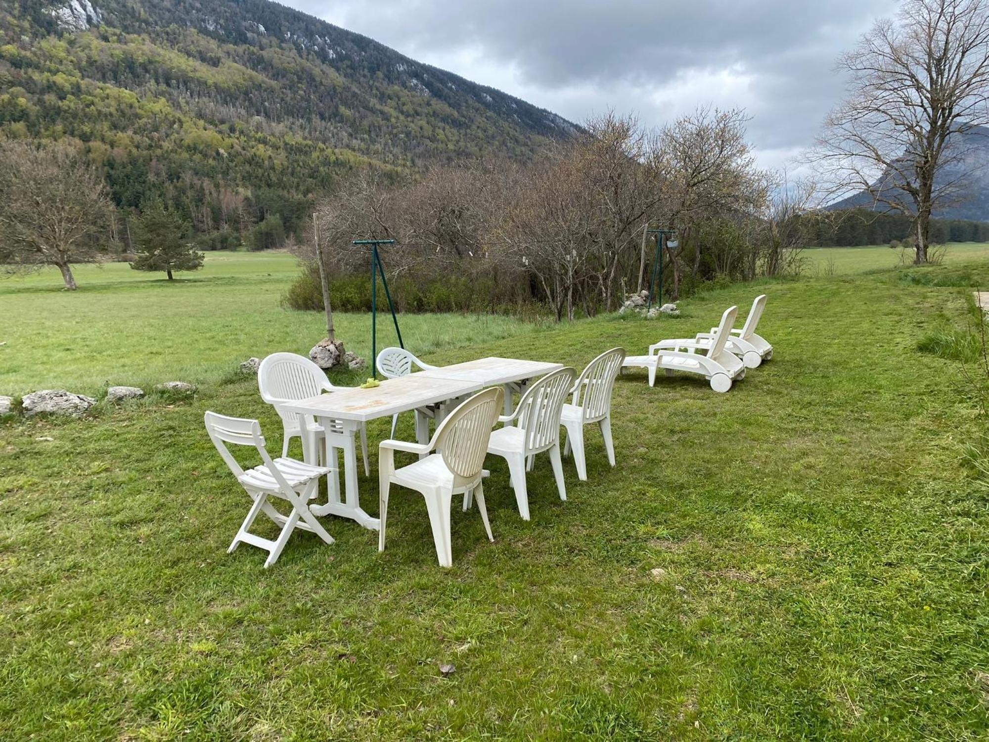 La Grande Maison Dans La Prairie Caille Экстерьер фото