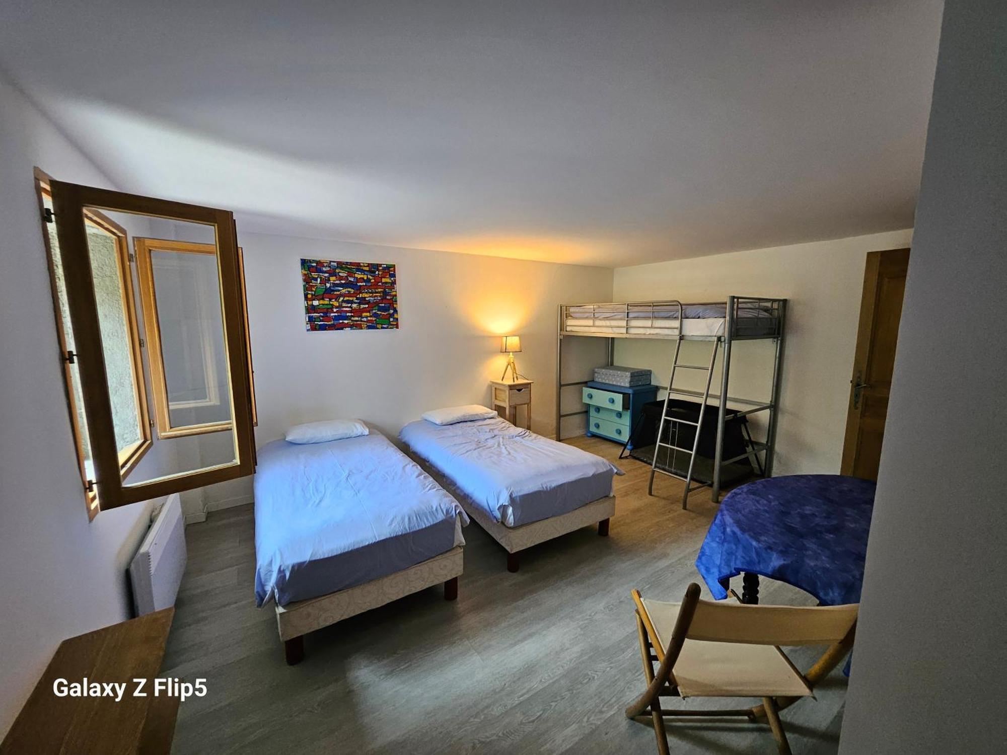 La Grande Maison Dans La Prairie Caille Экстерьер фото